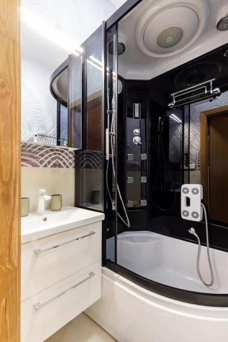 Luxury Apartment In Gedimino Av. Wilna Exterior foto